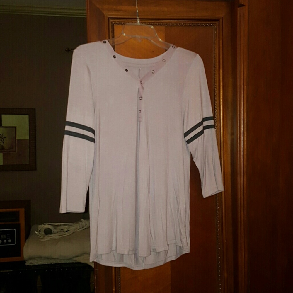 Light purple long sleeve top